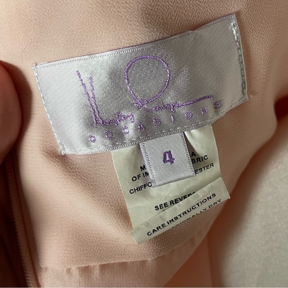 Hayley Paige Occasions Chiffon Light Pastel Pink Evening Prom Dress, Size 4 - Picture 4 of 7